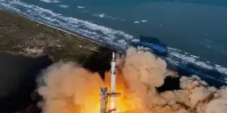 Elon Musk no solo está de moda en la política: esta empresa quiere que SpaceX lleve su rover a la Luna