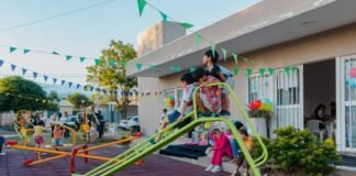 Inauguración de juegos infantiles en la Plazoleta de los Colores