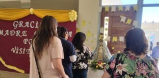 La escuela N° 49 Dr. René Favaloro recibe la visita de la Madre del Valle