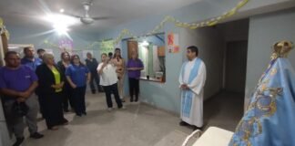 La Madre del Valle visita la Dirección de Adultos Mayores