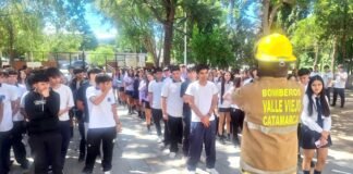Más de mil chicos participaron del simulacro de evacuación de sismo