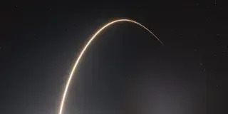 Otro satélite Starlink de SpaceX 'cae' a la Tierra: los expertos advierten del peligro a largo plazo