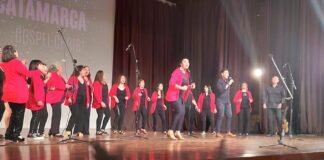 OVACION DE PIE PARA EL “CORO CATAMARCA GÓSPEL” EN LA PROVINCIA DEL CHACO