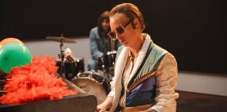 Cara Delevingne interpreta a Elton John en un video