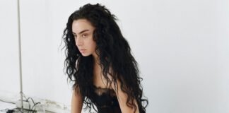 Charli XCX se suma al elenco de “The Gallerist”