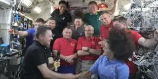 De diez días a diez meses: por qué está siendo interminable el viaje espacial de los astronautas de Starliner