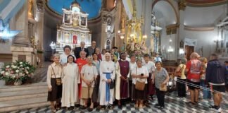 Homenaje de la Vida Consagrada a la Virgen