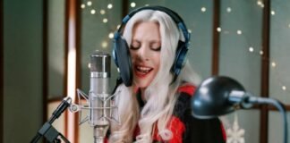 Lady Gaga comparte su versión de un clásico navideño