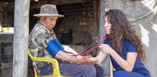 Salud brindó atenciones a las comunidades serranas