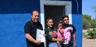 Casa de Piedra: El intendente Polti entregó módulos habitacionales