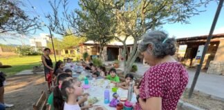 Chicos y grandes vivieron una entretenida tarde en Casa de la Puna
