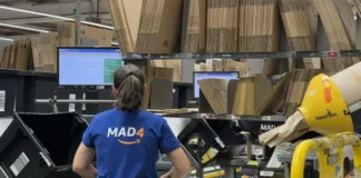 Del clic a casa en tres horas: así funciona el centro logístico más rápido de Amazon en España