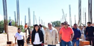 El Gobernador recorrió obras en Santa María