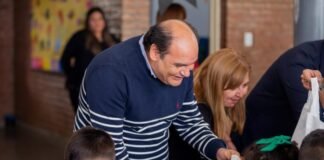 Entrega de libros y kits escolares en la Escuela Nº 3 “Gustavo Gabriel Levene”