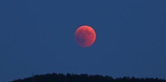 Mañana se podrá ver la Luna de Sangre en Casa de La Puna
