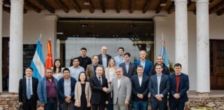 Wang Wei concluyó su agenda interiorizándose sobre la producción de fibra de vicuña y recorriendo paisajes del Ambato