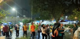 Bajo una copiosa lluvia, los comunicadores sociales hicieron su peregrinación Jubilar