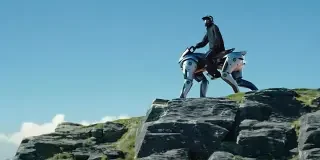 La naturaleza contra la IA: el viento pospone la primera media maratón con robots humanoides del mundo