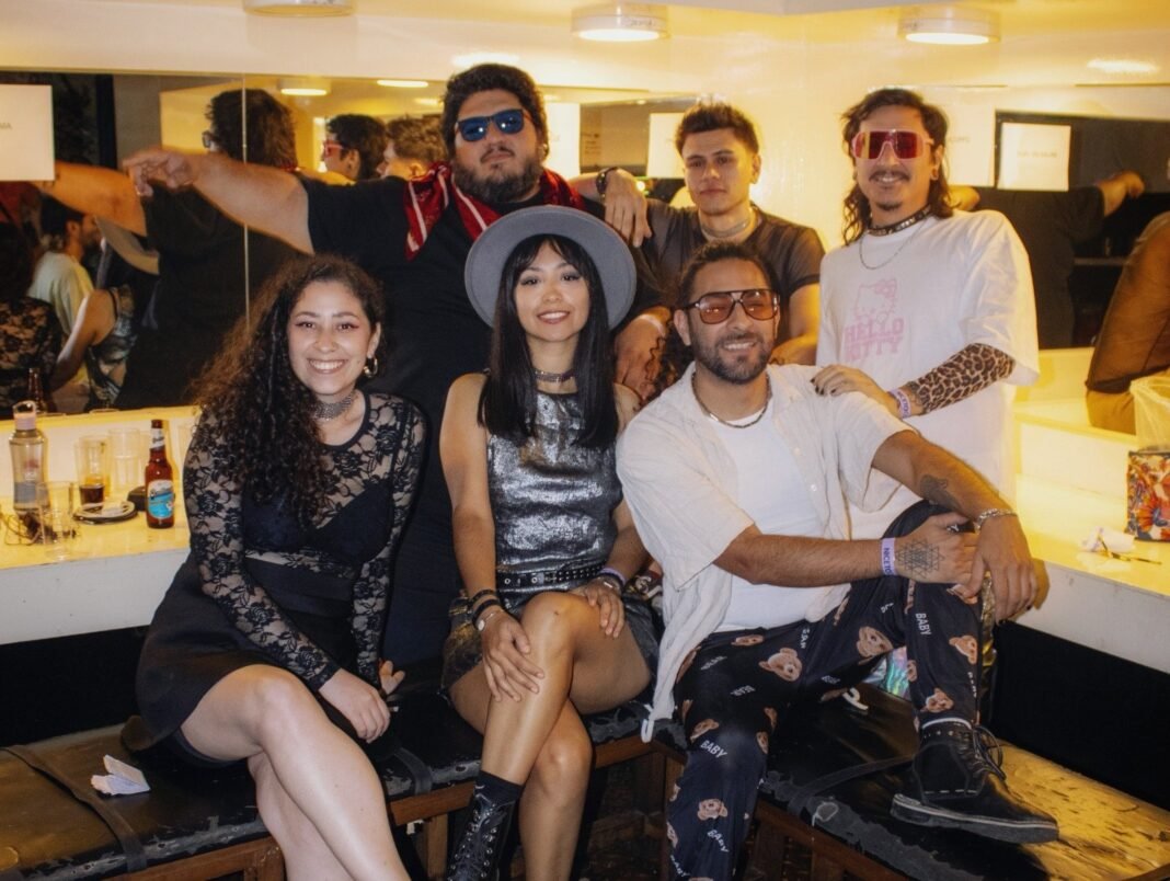 Lado B: Noche de rock en el Museo Histórico