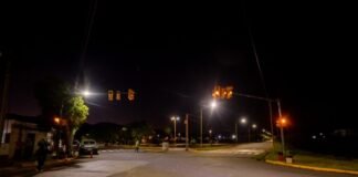 Nuevo semáforo en el Barrio Parque América