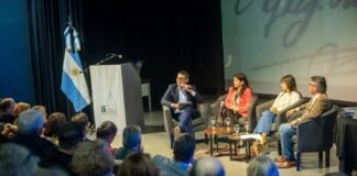 Presentaron en el Senado el Libro de Oro del Bicentenario de Catamarca