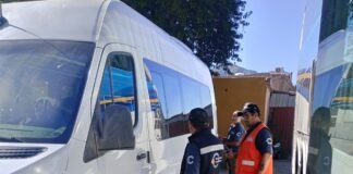 Secuestran combi que realizaba transporte de pasajeros ilegal en El Eje, Belén