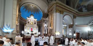 Solemne Misa Crismal en la Catedral Basílica
