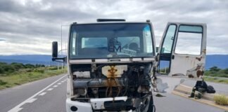 Violento choque entre dos camiones en la Av. de Circunvalación