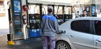 YPF bajará 4% los precios de la nafta y el gasoil a partir de este jueves