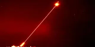 Así se fabrican los drones ucranianos que desafían a Rusia: las impresoras 3D marcan el ritmo de la producción