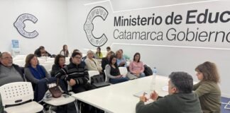 El gobierno decidió junto a los gremios docentes rectificar el Decreto 884
