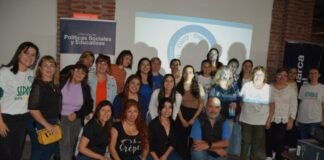 Impulsando el Reciclaje: capacitación ambiental para docentes talleristas