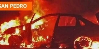 Mujer se salvó tras el incendio del auto en el que viajaba