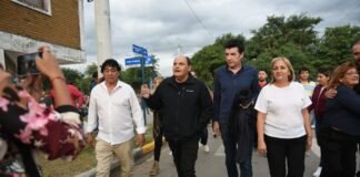 Se inauguraron obras de asfalto, agua potable y cloacas en el barrio Jardín Sussex