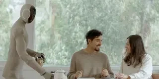 El robot humanoide que vas a querer para tu casa: limpia baños, recoge basura y ordena habitaciones