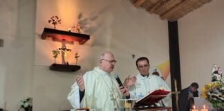 Consagran el altar y dedican la capilla Virgen del Carmen en Fiambalá