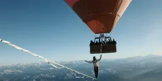 Drones que eliminan basura del Everest: la última idea para limpiar el "vertedero más alto del mundo"