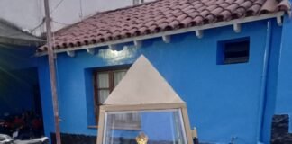 Inauguraron una gruta en honor a la Virgen del Valle en la comisaria Tercera