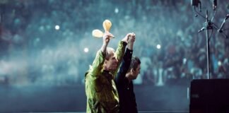 Oasis publica “Slide Away”, grabada en vivo en Cardiff