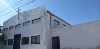 Trabajan para la reparación de la capilla Nuestra Señora del Rosario