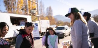 𝗘𝗹 𝗠𝗲𝗿𝗰𝗮𝗱𝗼 𝗜𝘁𝗶𝗻𝗲𝗿𝗮𝗻𝘁𝗲 𝗹𝗹𝗲𝗴𝗮 𝗮 𝗹𝗮 𝗣𝗹𝗮𝘇𝗮 𝗢𝗷𝗼 𝗱𝗲 𝗔𝗴𝘂𝗮