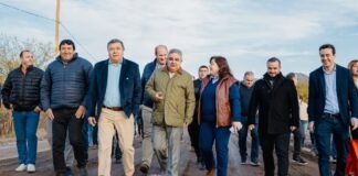 Gobierno avanza con trabajos de pavimentación y un nuevo SUM en Huillapima