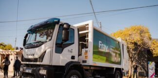 La Municipalidad de Fray Mamerto Esquiú recibió dos camiones para reforzar sus servicios públicos