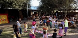 Los niños festejaron creando, cantando y jugando en los atractivos turísticos de la ciudad