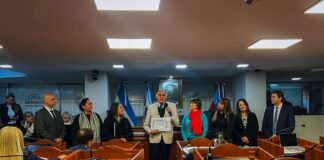 Reconocieron a Héroes Granaderos del bombardeo a Plaza de Mayo