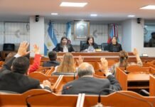 El Senado se reunió en su décimo tercera sesión ordinaria