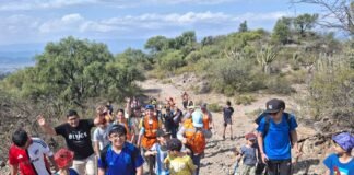 Caminata de los niños del Movimiento Familiar Cristiano celebrando su día