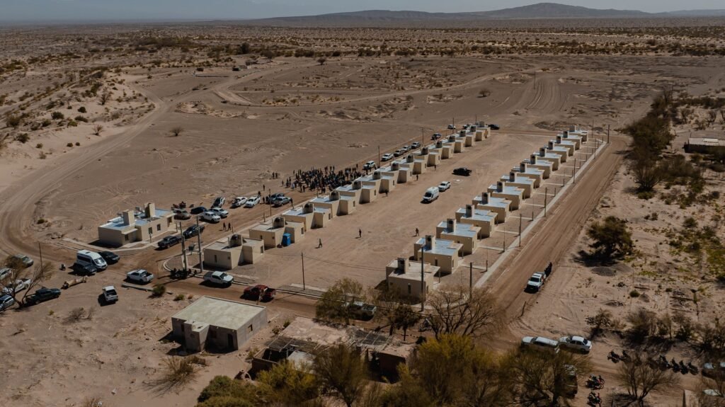 El Gobierno provincial entregó 30 nuevas viviendas sociales en Fiambalá