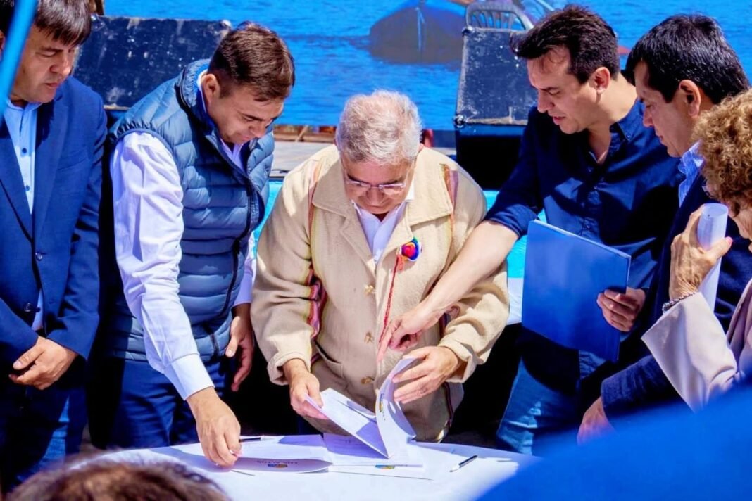 FIRMA DE CONVENIOS PARA OBRAS DE ASFALTO EN RUTAS PROVINCIALES N° 27 Y N° 21