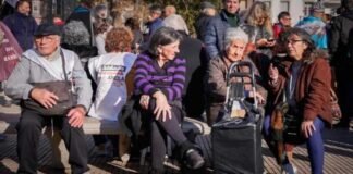 Tras el dato de inflación, jubilaciones, AUH y otras asignaciones subirán 1,9% en octubre